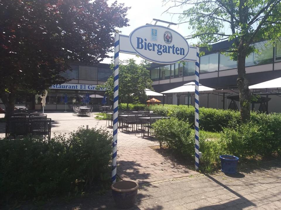Restaurant El Greco Hostel Gundelfingen an der Donau ภายนอก รูปภาพ