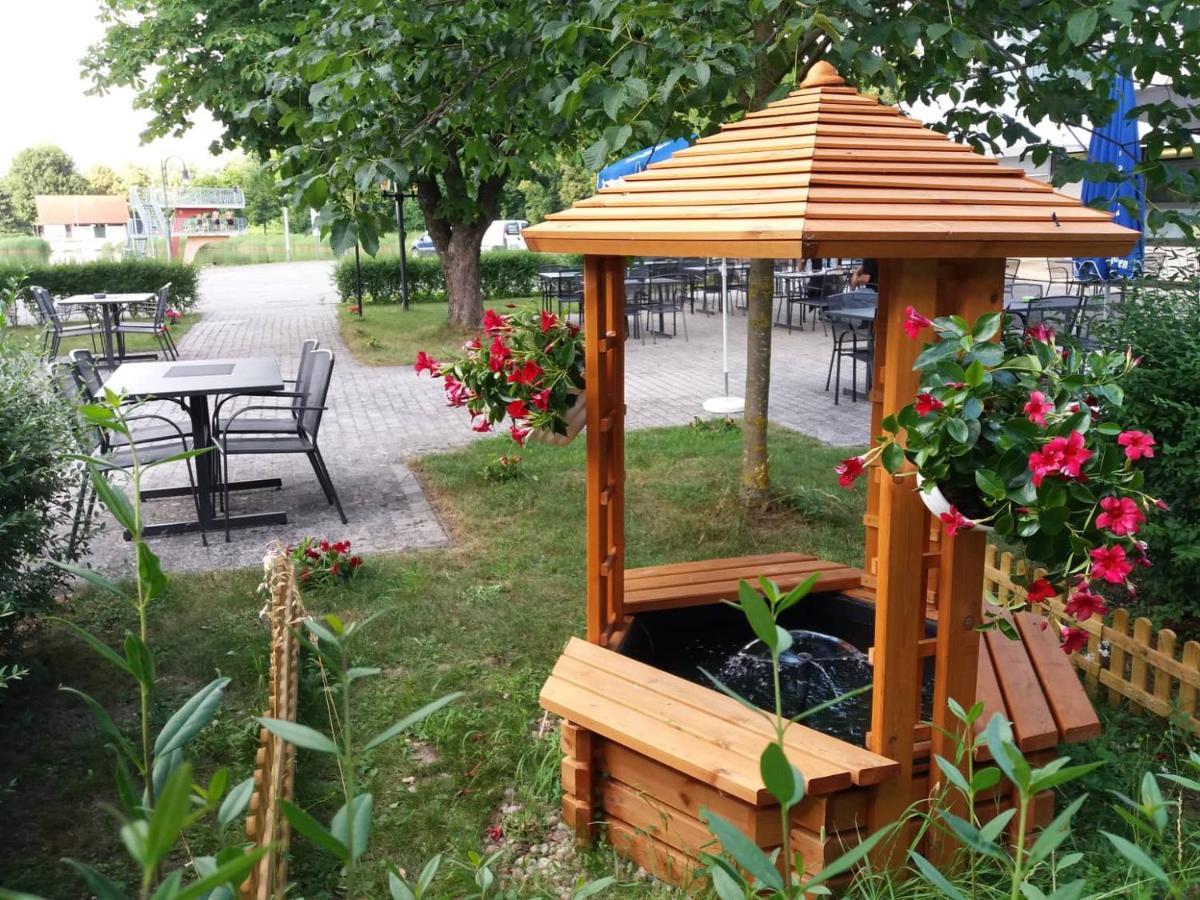 Restaurant El Greco Hostel Gundelfingen an der Donau ภายนอก รูปภาพ