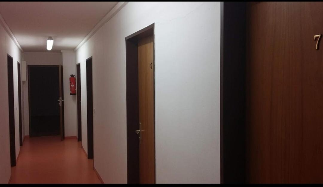 Restaurant El Greco Hostel Gundelfingen an der Donau ภายนอก รูปภาพ
